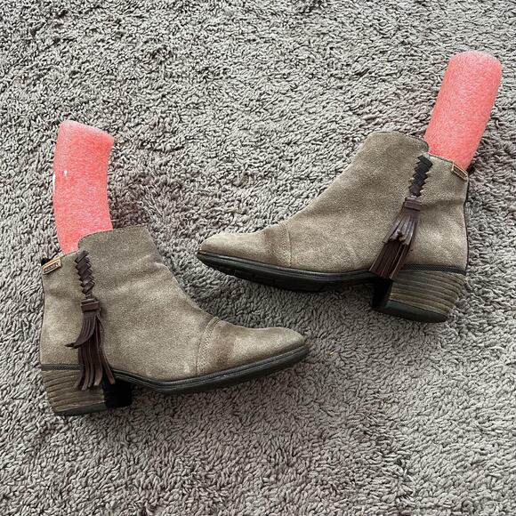 Pikolinos Boots Womens Size EU 37 Taupe Suede Ankle Booties Side Zip Tassel - Picture 1 of 8